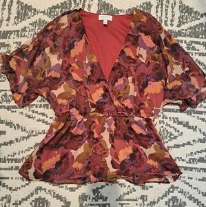 Floral Top Wih Ruffled Details
